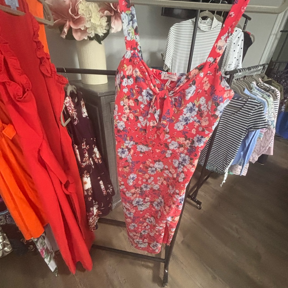 BCBGMaxAzria Red Floral Midi Dress